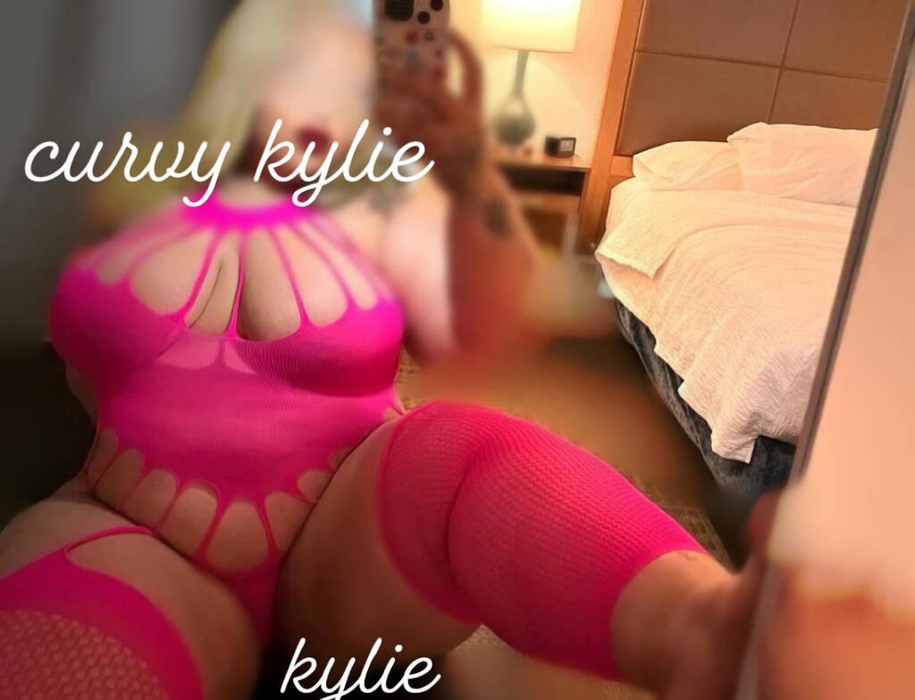 Kylie is Female Escorts. | Fredericton | New Brunswick | Canada | scarletamour.com 