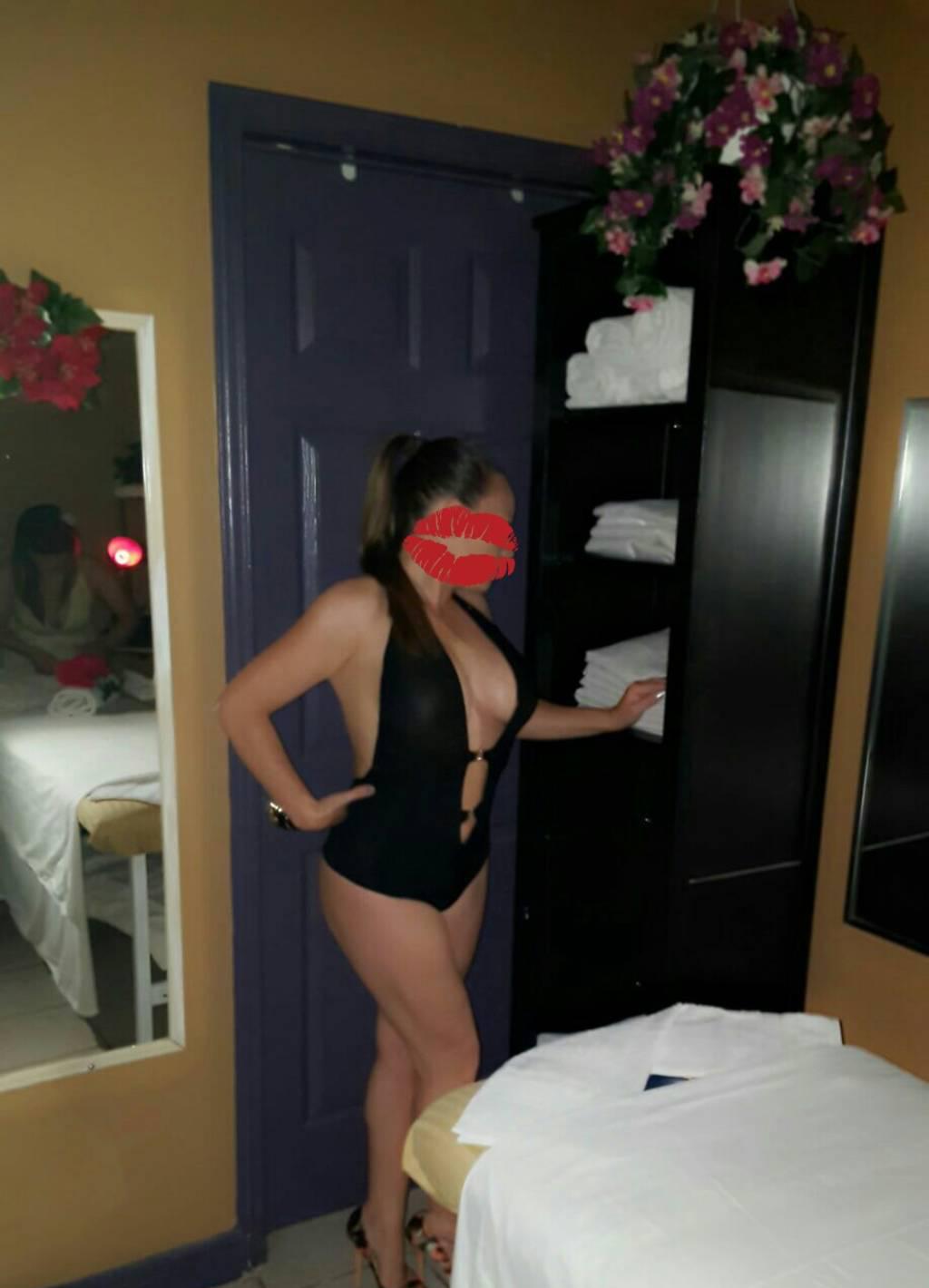 Pickering Spa 1050 Brock is Female Escorts. | Toronto | Ontario | Canada | scarletamour.com 