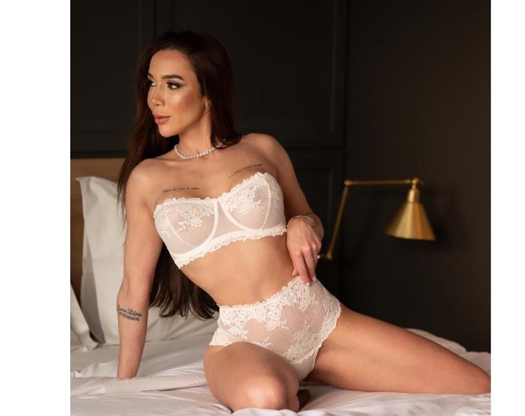  is Female Escorts. | Birmingham | United Kingdom | United Kingdom | scarletamour.com 