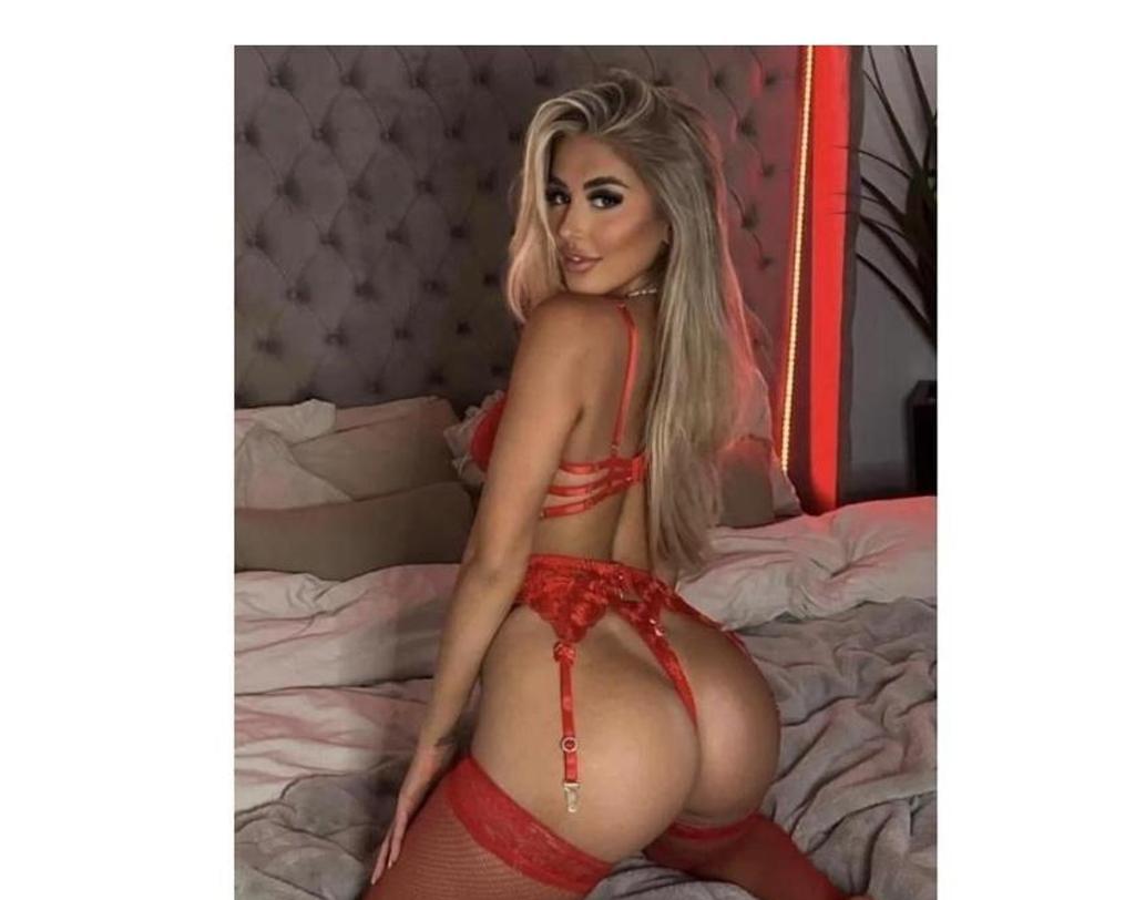  is Female Escorts. | East Midlands | United Kingdom | United Kingdom | scarletamour.com 