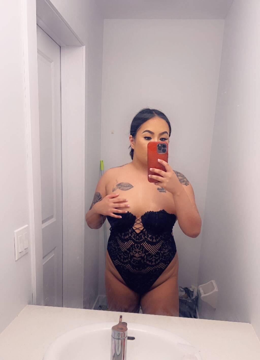 Annaliza is Female Escorts. | Toronto | Ontario | Canada | scarletamour.com 