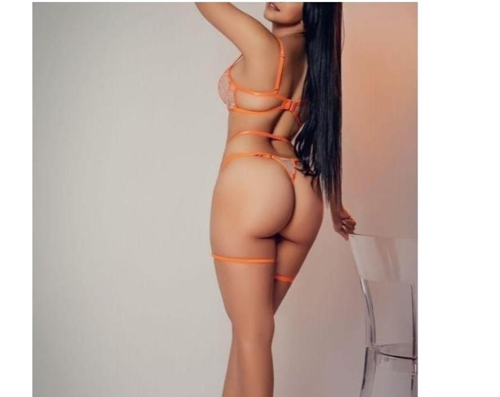  is Female Escorts. | London | United Kingdom | United Kingdom | scarletamour.com 