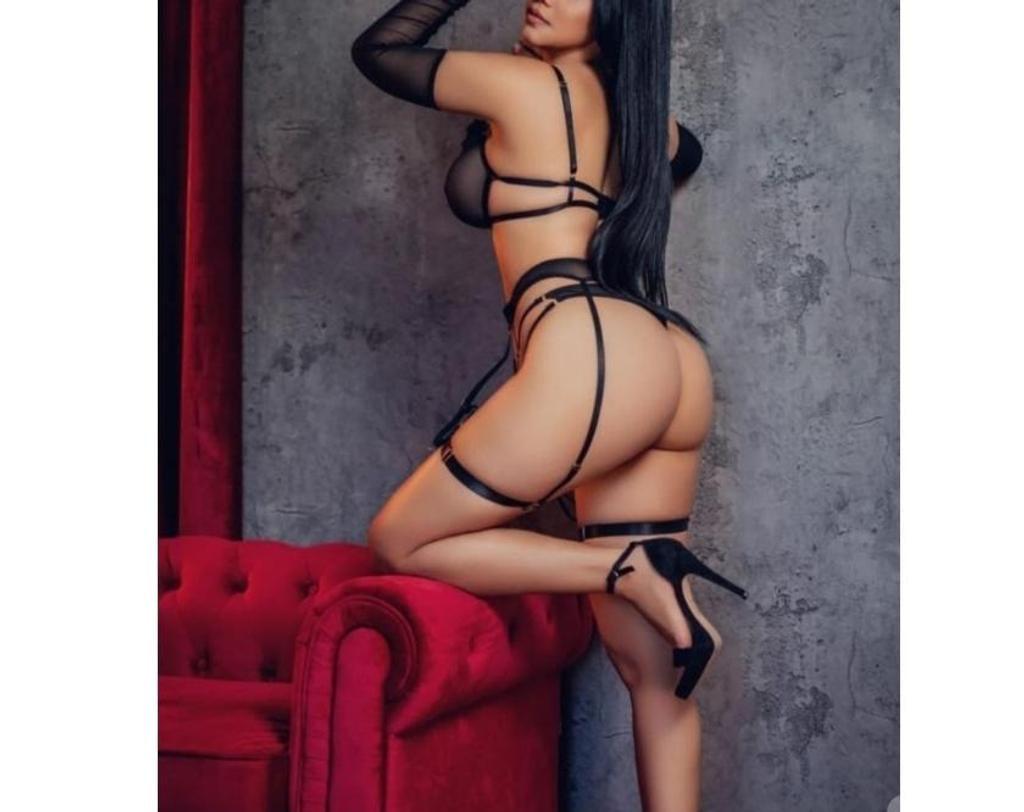  is Female Escorts. | London | United Kingdom | United Kingdom | scarletamour.com 