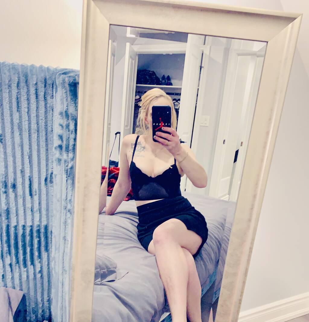 Morgan is Female Escorts. | Hamilton | Ontario | Canada | scarletamour.com 