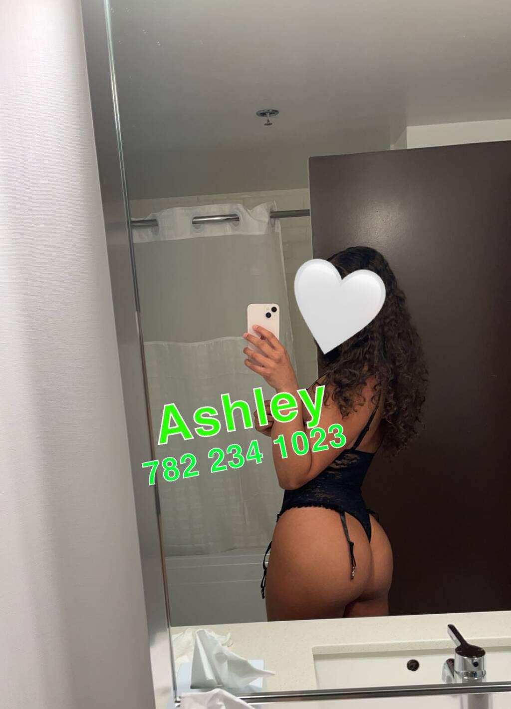 Ashley is Female Escorts. | Moncton | New Brunswick | Canada | scarletamour.com 