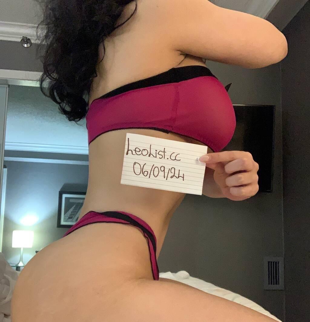 Ella is Female Escorts. | Niagara | Ontario | Canada | scarletamour.com 