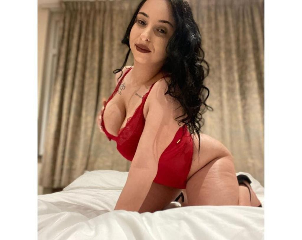  is Female Escorts. | London | United Kingdom | United Kingdom | scarletamour.com 