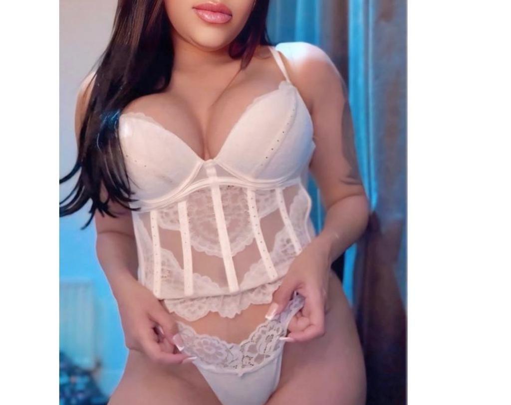  is Female Escorts. | Wales | United Kingdom | United Kingdom | scarletamour.com 