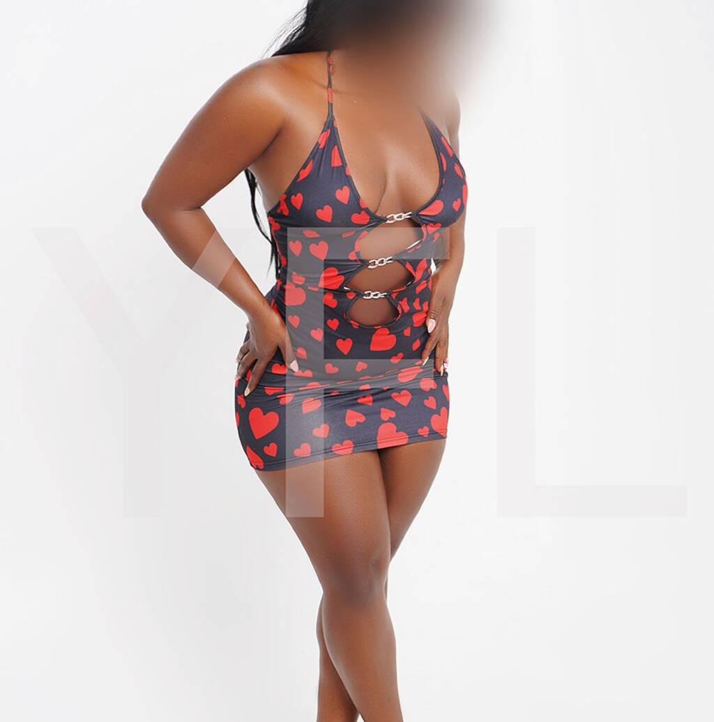 Stacy French is Female Escorts. | Brandon | Manitoba | Canada | scarletamour.com 