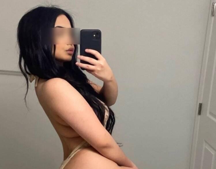 Victoria is Female Escorts. | Niagara | Ontario | Canada | scarletamour.com 