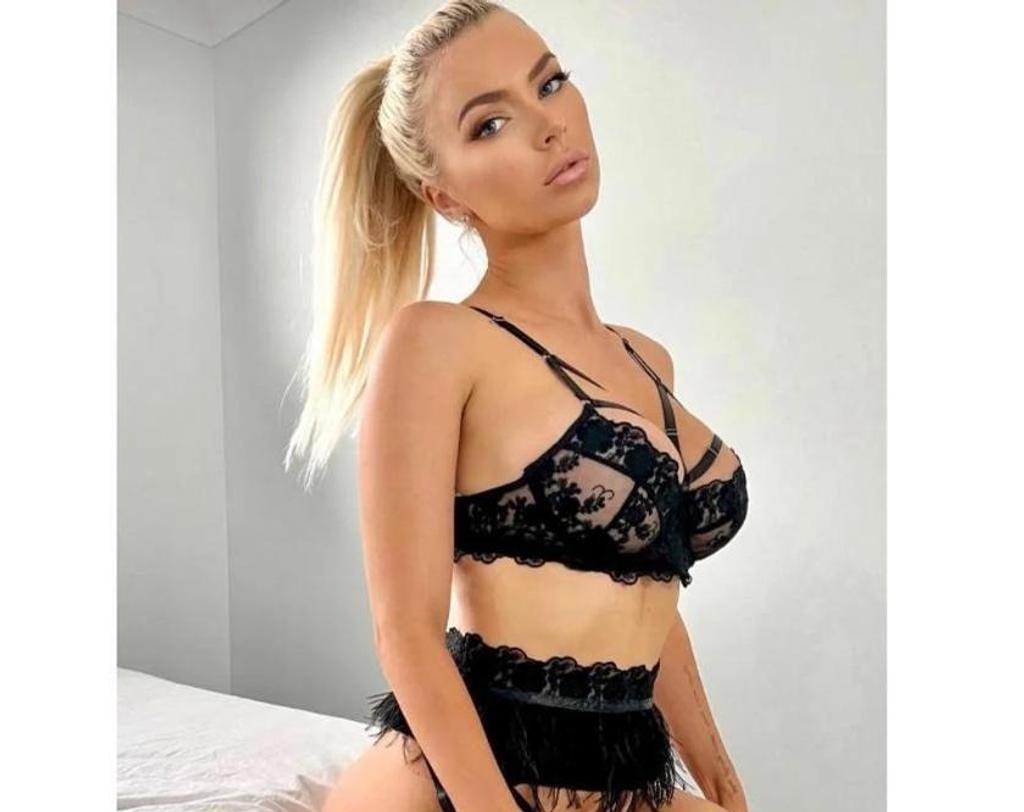  is Female Escorts. | Leeds | United Kingdom | United Kingdom | scarletamour.com 