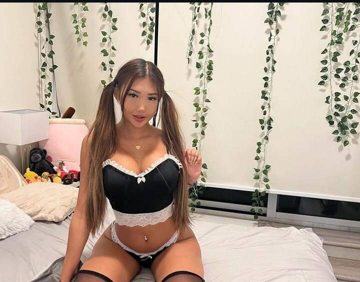 Élise is Female Escorts. | Saguenay | Quebec | Canada | scarletamour.com 