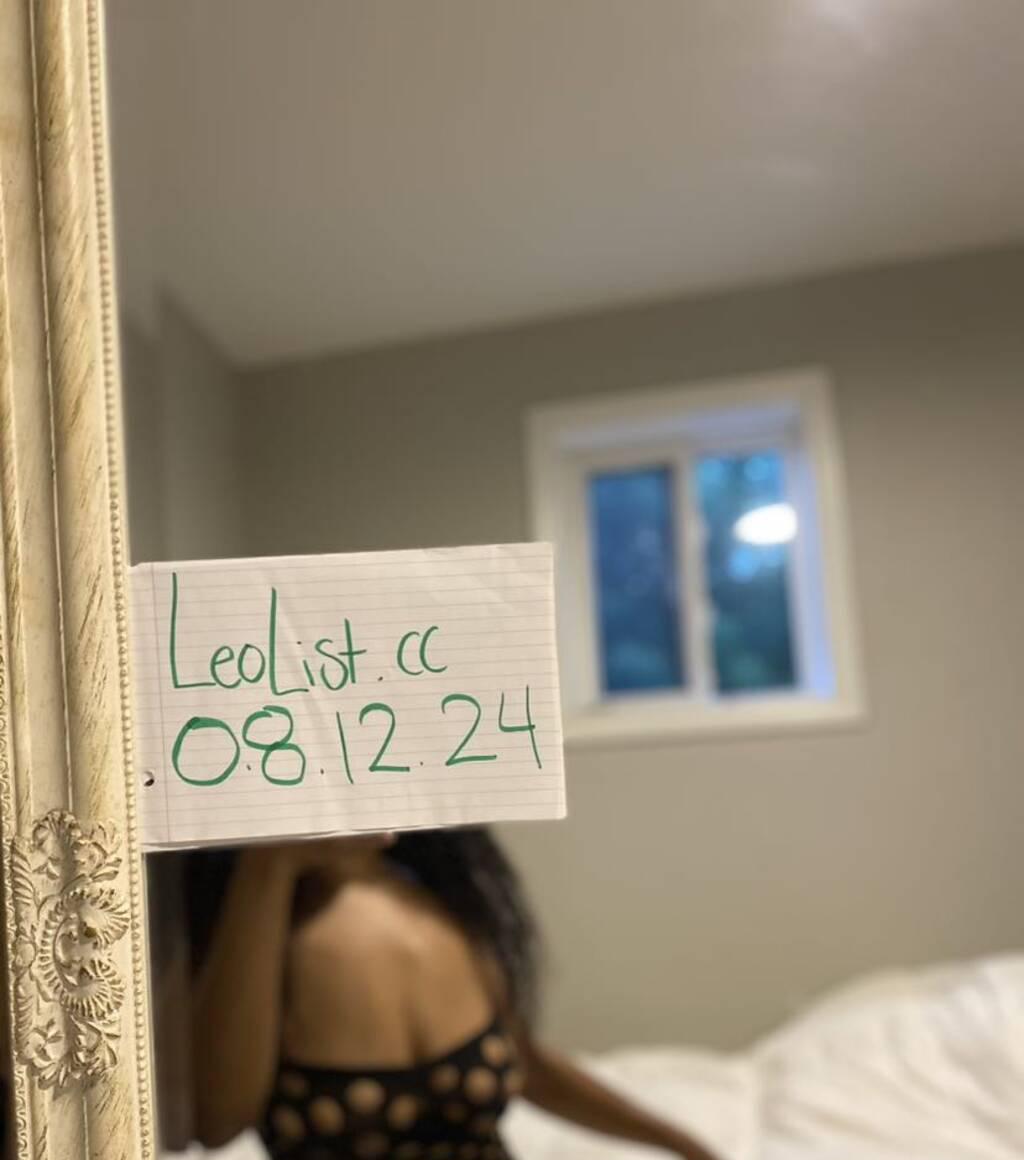 Kremé is Female Escorts. | Hamilton | Ontario | Canada | scarletamour.com 