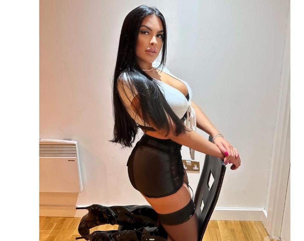  is Female Escorts. | Glasgow | United Kingdom | United Kingdom | scarletamour.com 