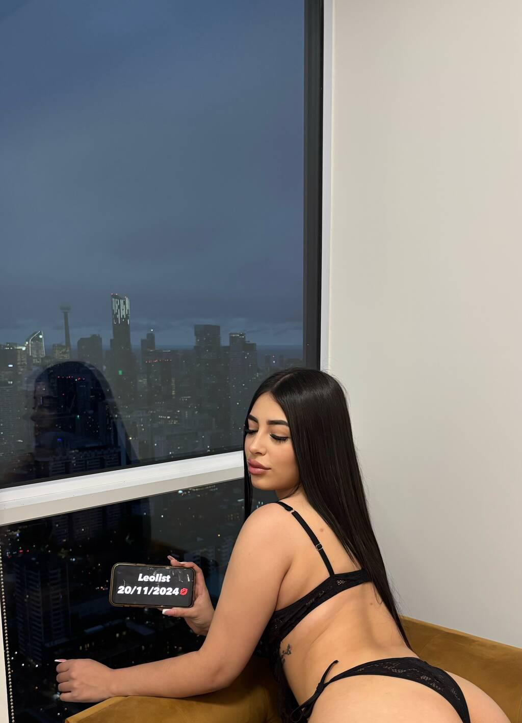 Mia is Female Escorts. | Toronto | Ontario | Canada | scarletamour.com 