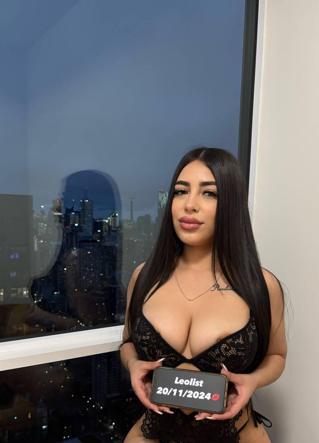 Mia is Female Escorts. | Toronto | Ontario | Canada | scarletamour.com 