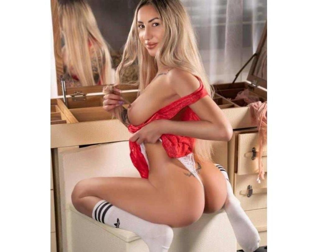  is Female Escorts. | Manchester | United Kingdom | United Kingdom | scarletamour.com 