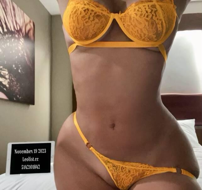 French Arabic Goddess is Female Escorts. | Vancouver | British Columbia | Canada | scarletamour.com 