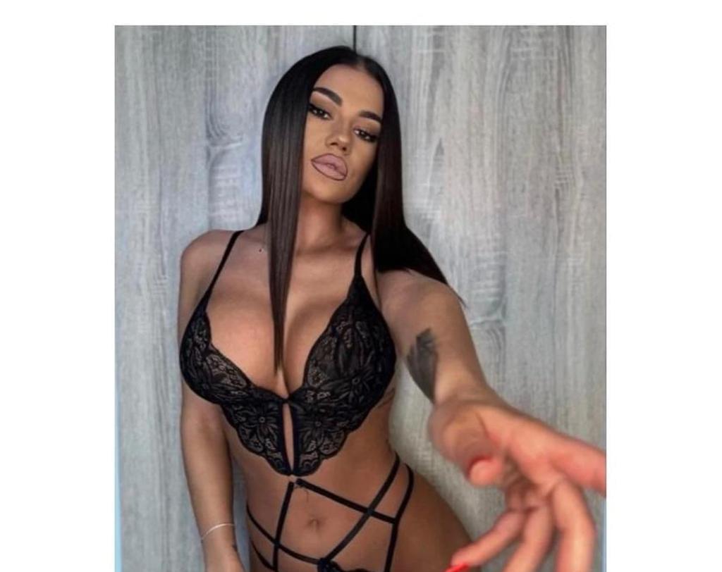  is Female Escorts. | Cambridge | United Kingdom | United Kingdom | scarletamour.com 