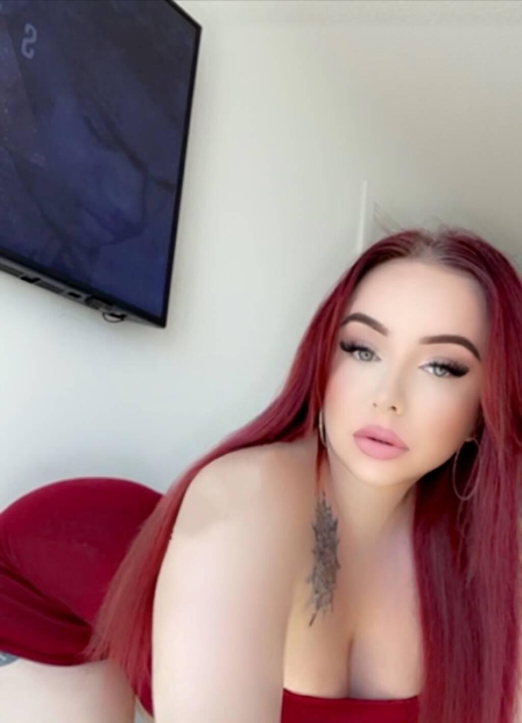 Chloe * OUTCALL ONLY is Female Escorts. | Winnipeg | Manitoba | Canada | scarletamour.com 