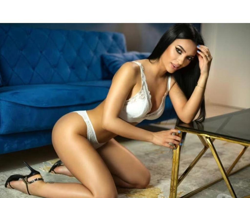  is Female Escorts. | London | United Kingdom | United Kingdom | scarletamour.com 