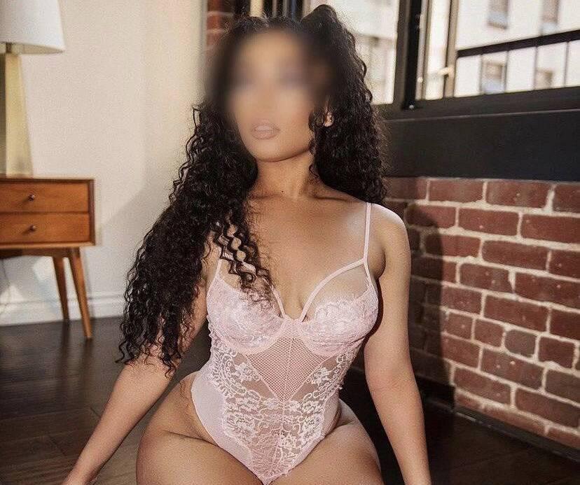 Kasha&Katie is Female Escorts. | Regina | Saskatchewan | Canada | scarletamour.com 