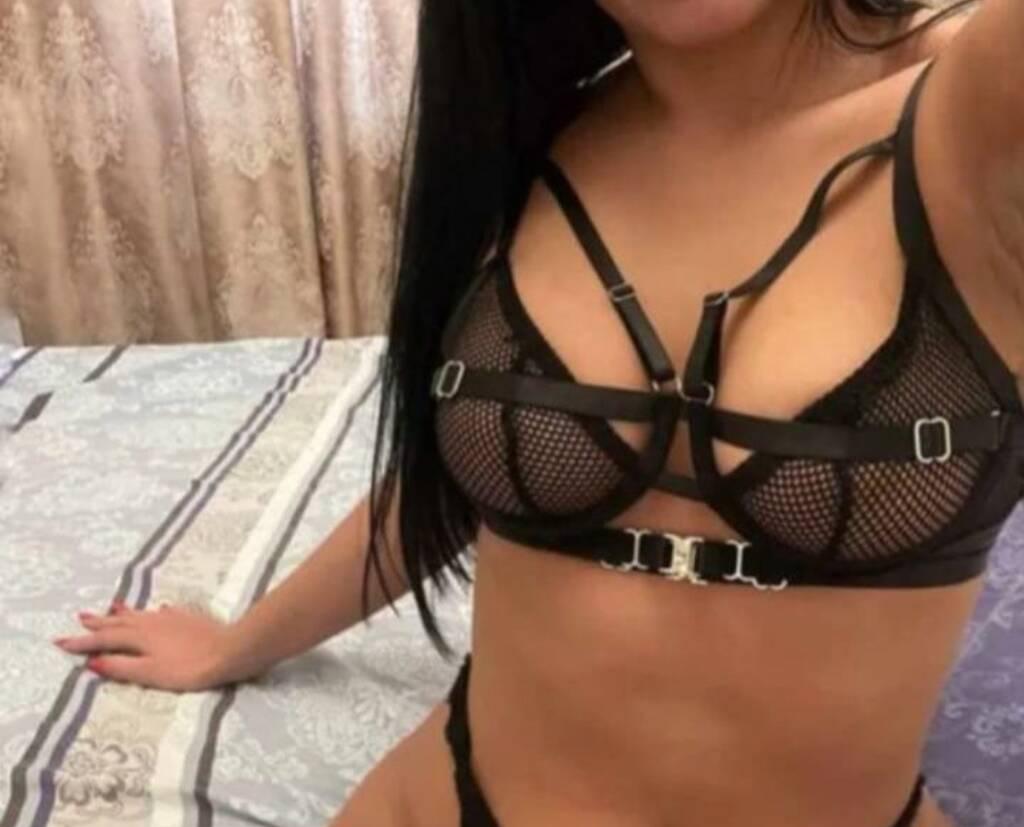 Sacarlet chica traviesa is Female Escorts. | Barrie | Ontario | Canada | scarletamour.com 