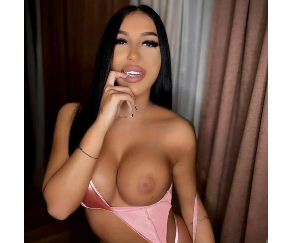  is Female Escorts. | Oxford | United Kingdom | United Kingdom | scarletamour.com 