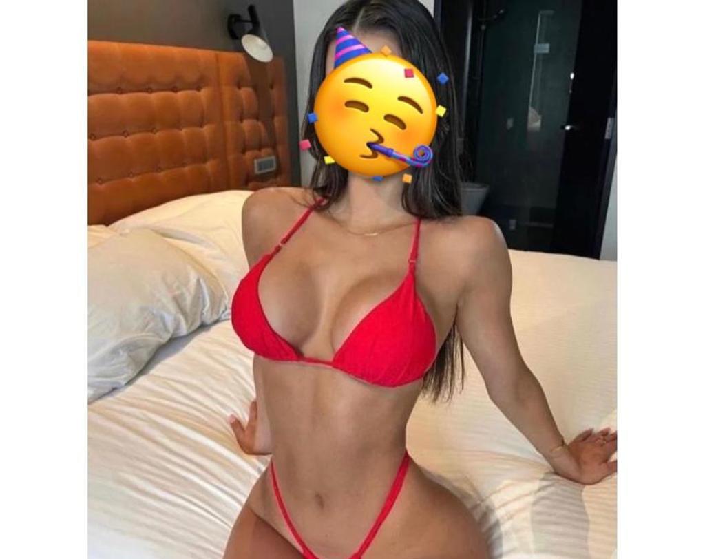  is Female Escorts. | Manchester | United Kingdom | United Kingdom | scarletamour.com 