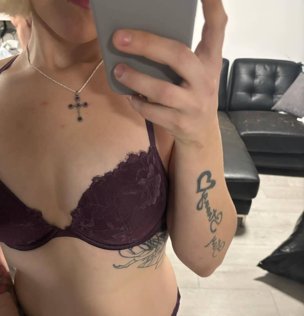 MIA is Female Escorts. | Sudbury | Ontario | Canada | scarletamour.com 