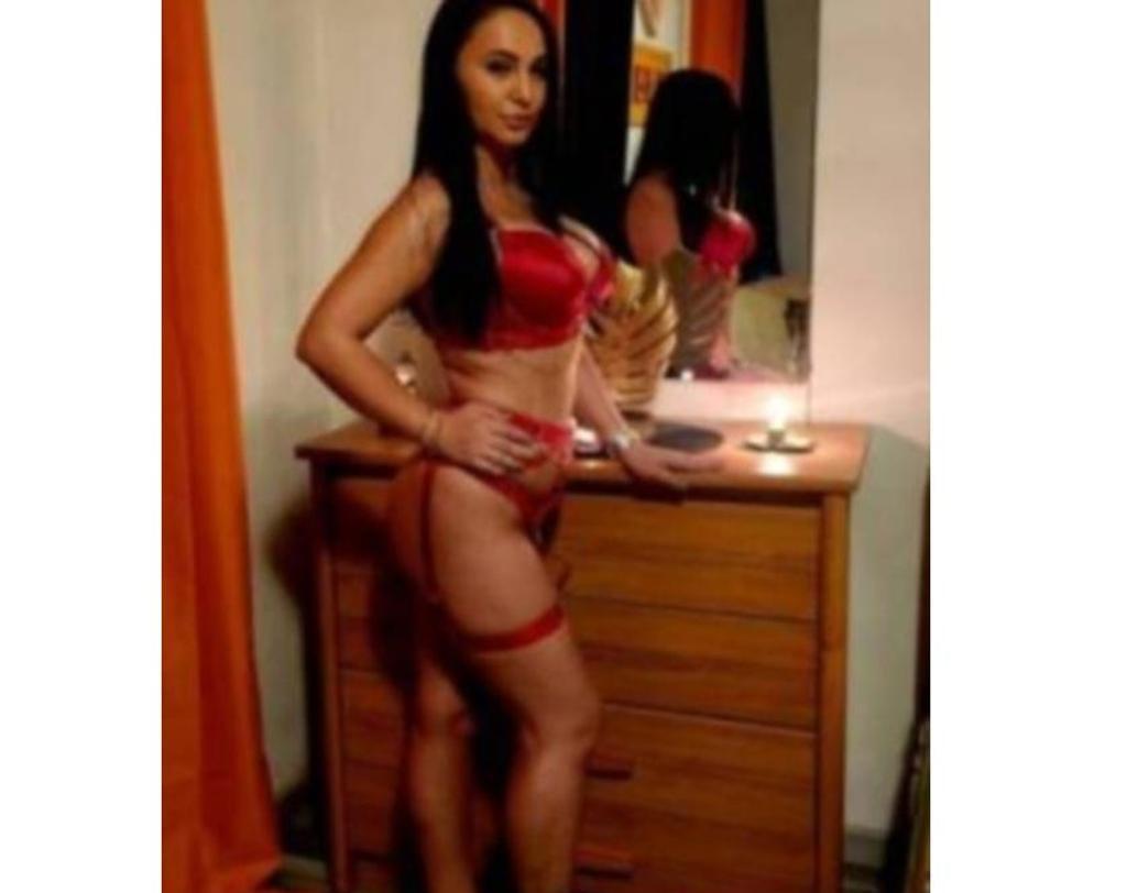  is Female Escorts. | Leeds | United Kingdom | United Kingdom | scarletamour.com 