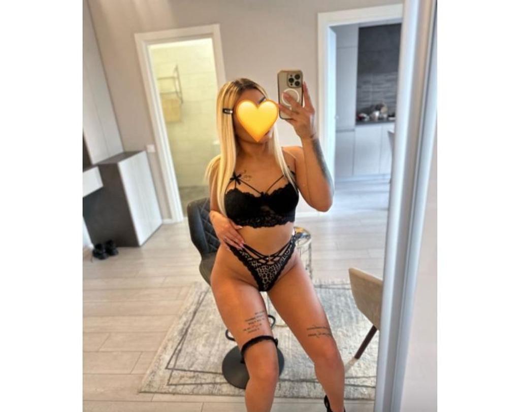  is Female Escorts. | Belfast | United Kingdom | United Kingdom | scarletamour.com 