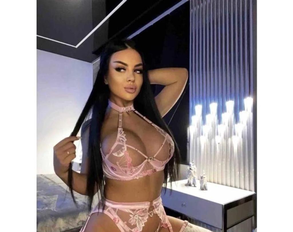  is Female Escorts. | East Anglia | United Kingdom | United Kingdom | scarletamour.com 