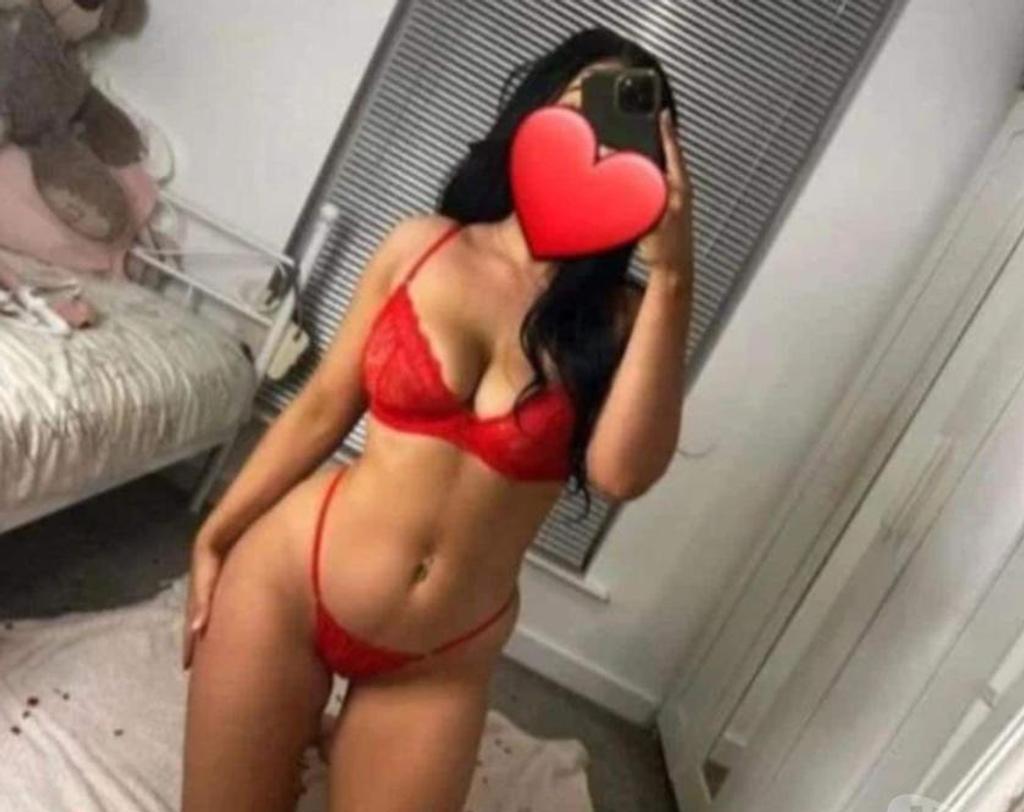  is Female Escorts. | East Midlands | United Kingdom | United Kingdom | scarletamour.com 