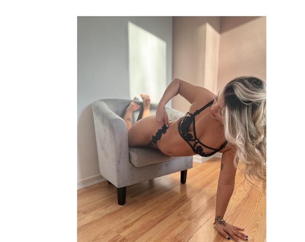  is Female Escorts. | Edinburgh | United Kingdom | United Kingdom | scarletamour.com 