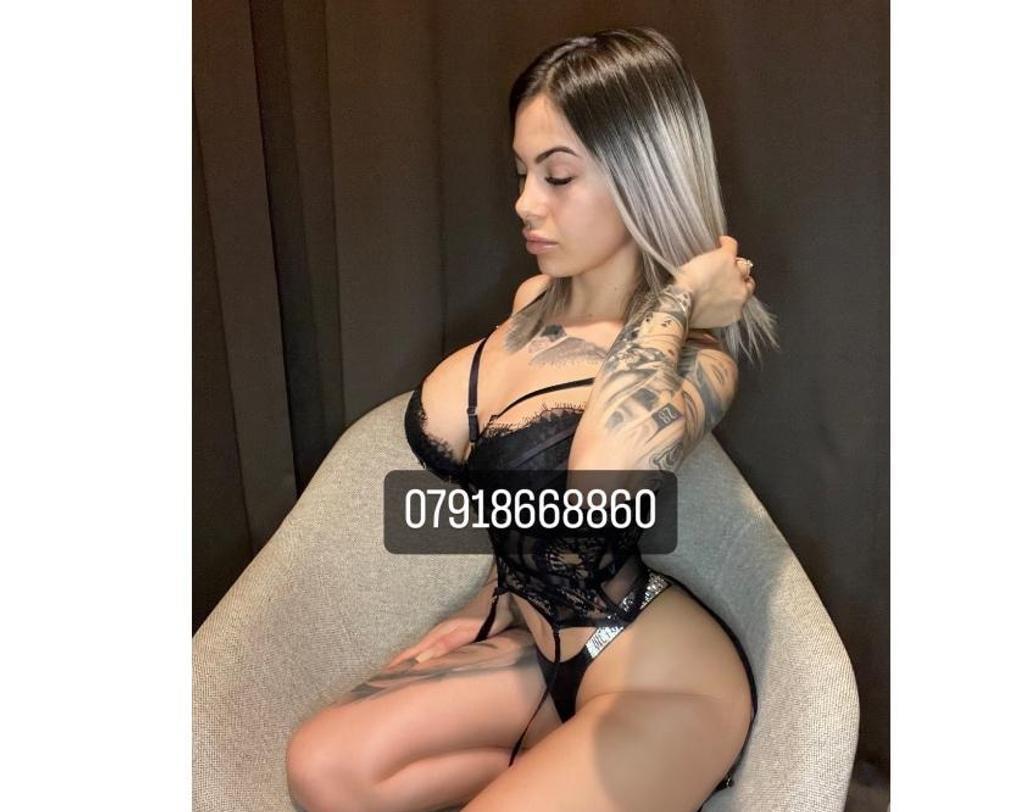  is Female Escorts. | Wales | United Kingdom | United Kingdom | scarletamour.com 