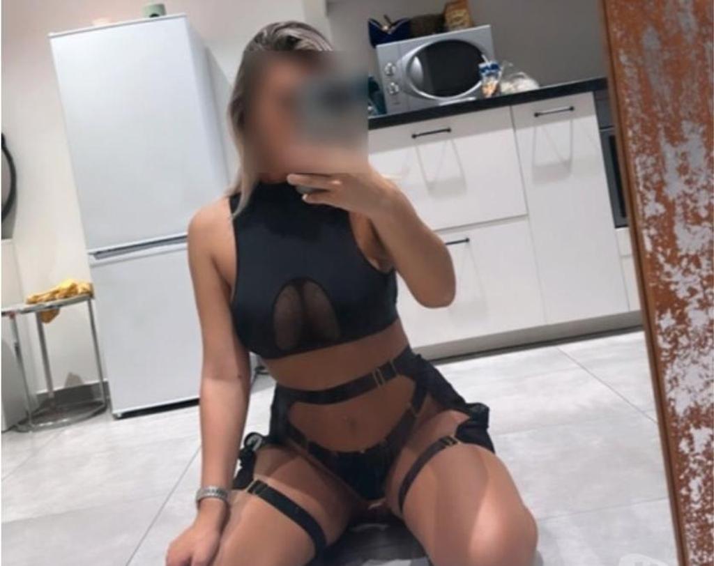  is Female Escorts. | Belfast | United Kingdom | United Kingdom | scarletamour.com 