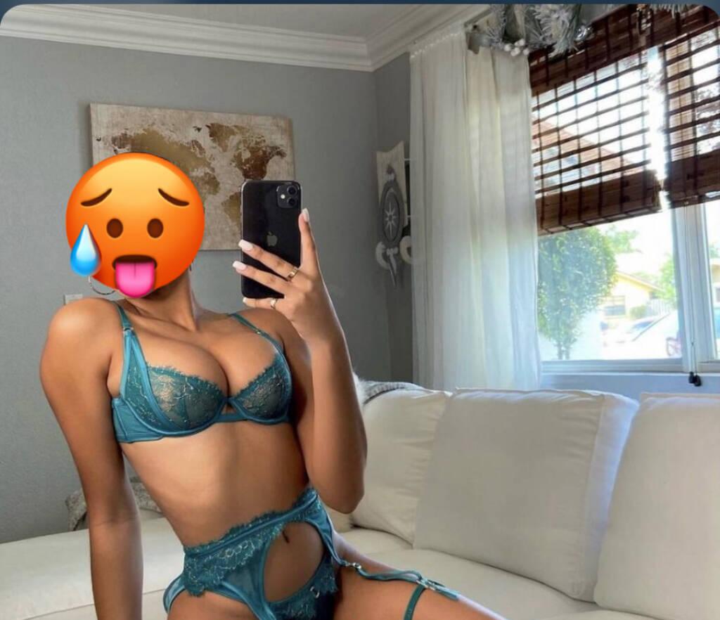 Kandy is Female Escorts. | windsor | Ontario | Canada | scarletamour.com 