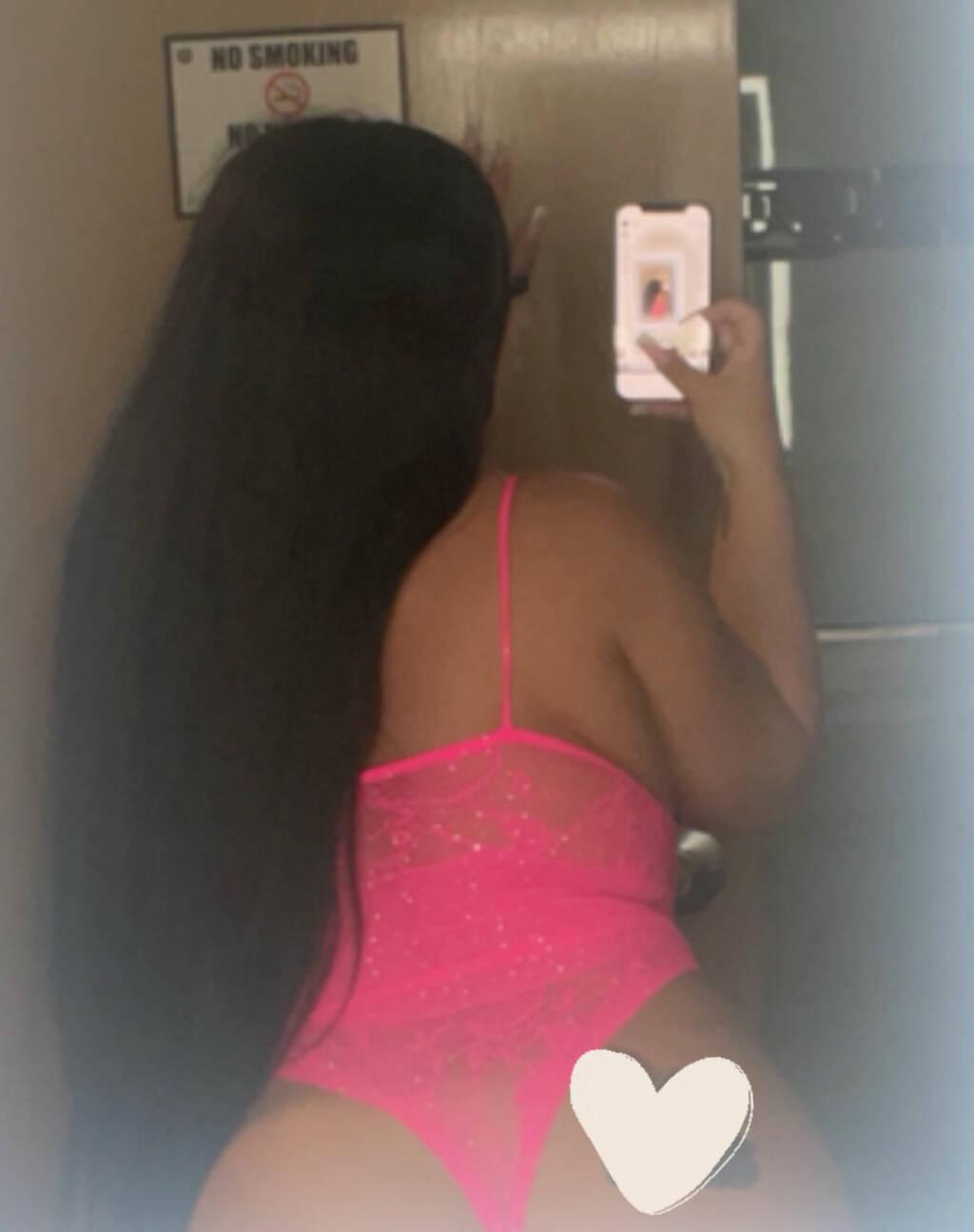 MelanieThaBody is Female Escorts. | Toronto | Ontario | Canada | scarletamour.com 