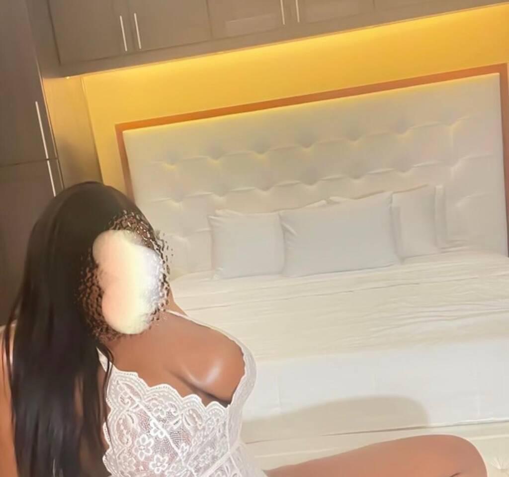 Angel is Female Escorts. | Calgary | Alberta | Canada | scarletamour.com 