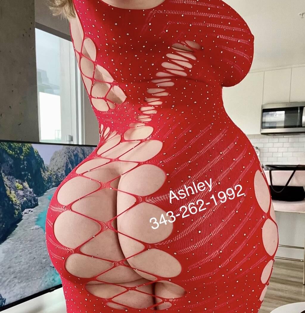 Goddess Ashley is Female Escorts. | Niagara | Ontario | Canada | scarletamour.com 