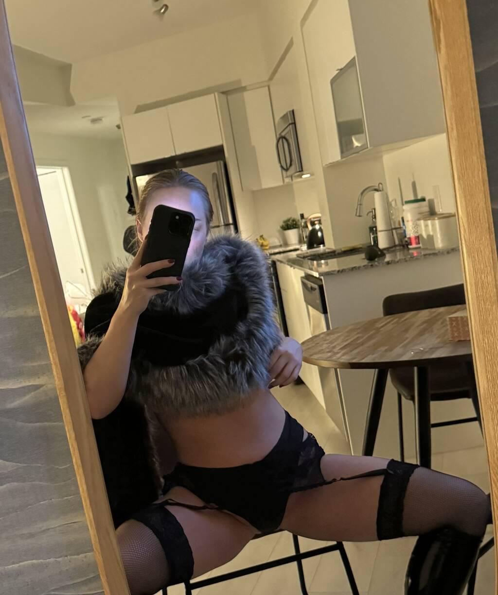 Mena Indigo is Female Escorts. | Toronto | Ontario | Canada | scarletamour.com 