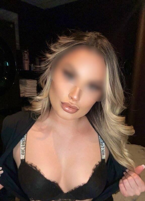 Leighla Luxxx is Female Escorts. | Lethbridge | Alberta | Canada | scarletamour.com 