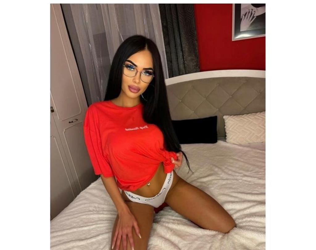  is Female Escorts. | Manchester | United Kingdom | United Kingdom | scarletamour.com 