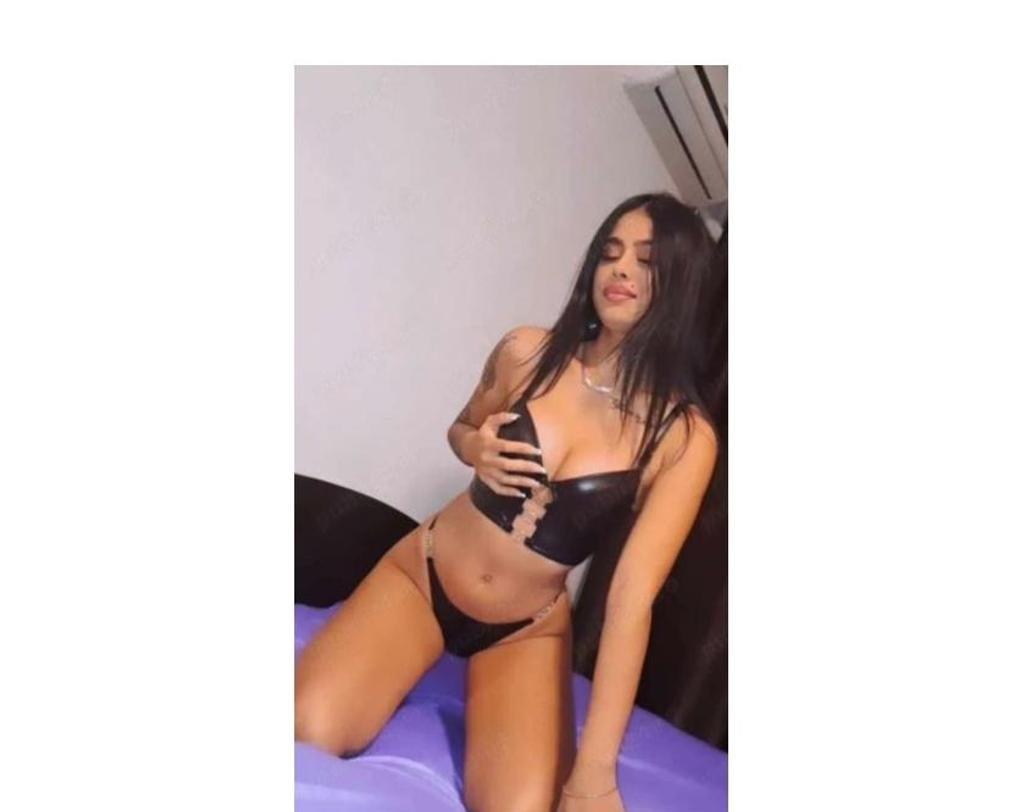  is Female Escorts. | East Midlands | United Kingdom | United Kingdom | scarletamour.com 