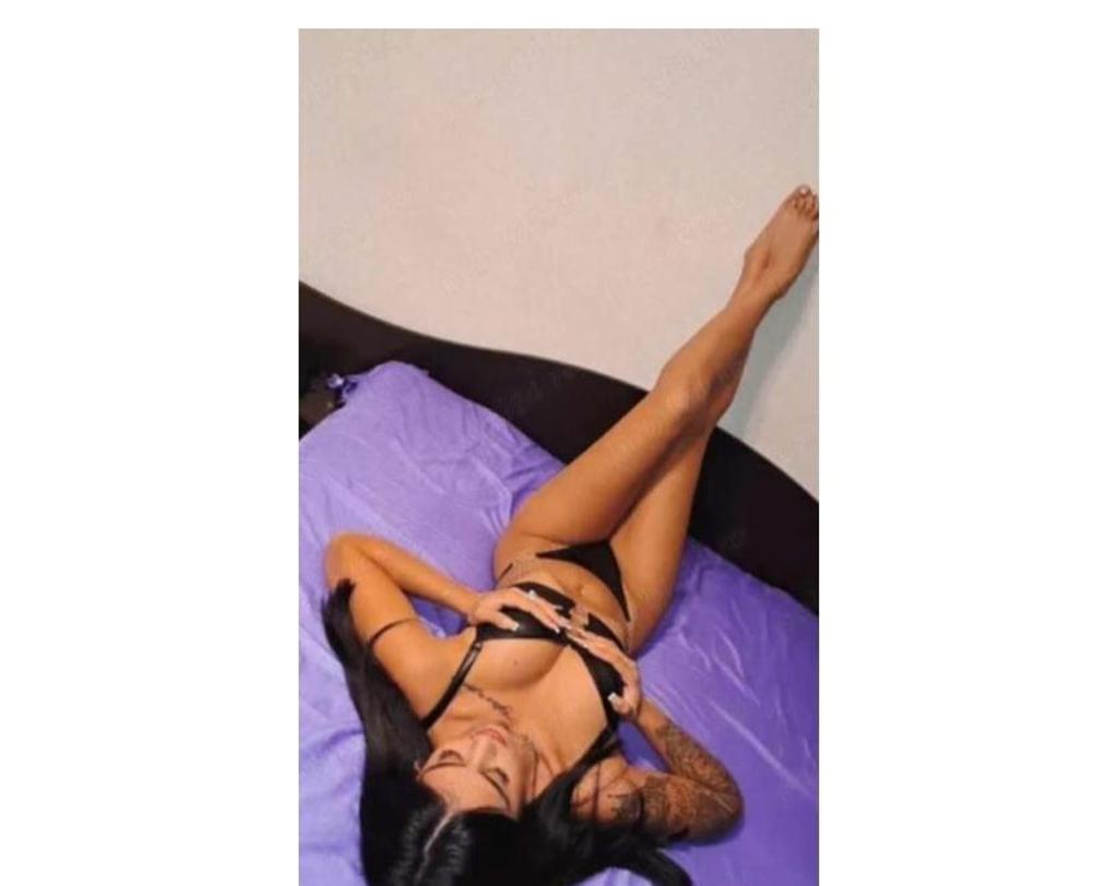  is Female Escorts. | East Midlands | United Kingdom | United Kingdom | scarletamour.com 