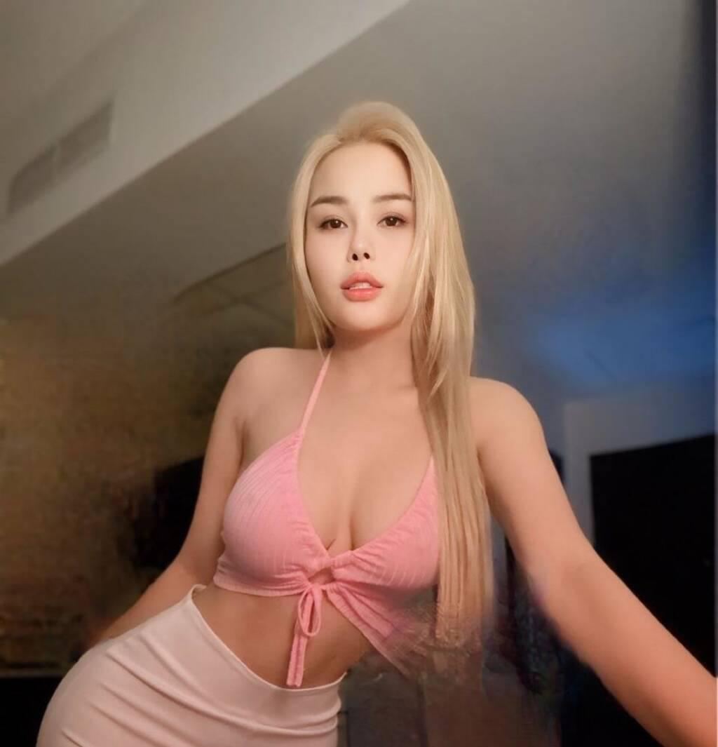 EVA 403~713~0233 is Female Escorts. | Prince George | British Columbia | Canada | scarletamour.com 