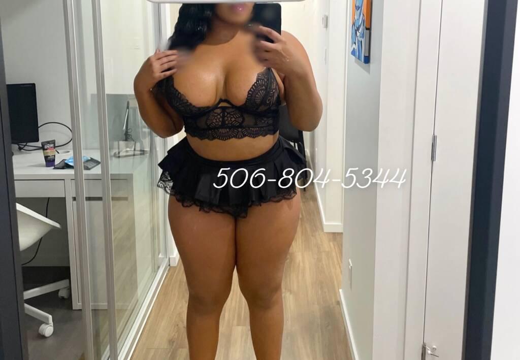 Gianna is Female Escorts. | belleville | Ontario | Canada | scarletamour.com 