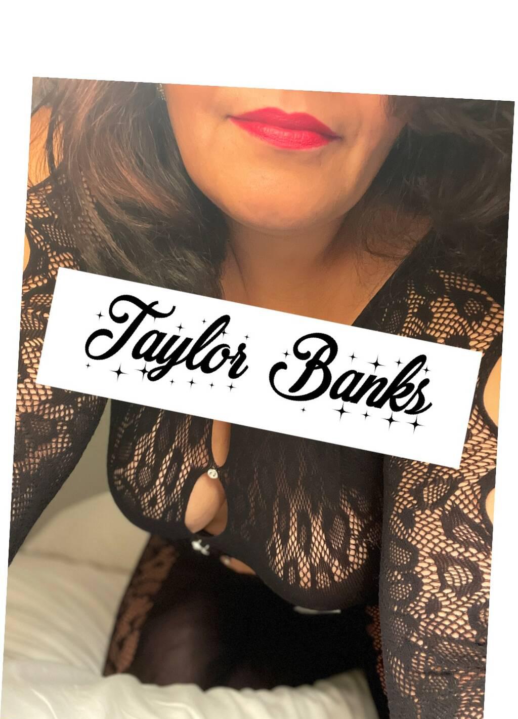 Taylor Banks is Female Escorts. | Niagara | Ontario | Canada | scarletamour.com 