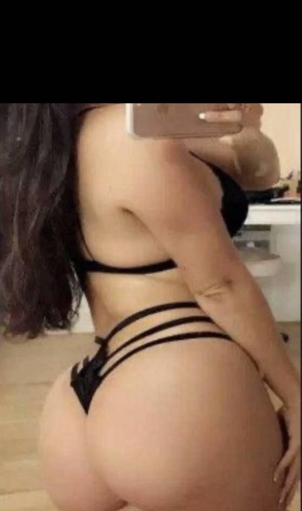 Célia is Female Escorts. | Montreal | Quebec | Canada | scarletamour.com 